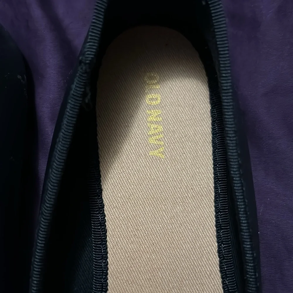 Oldnavy ballet flat size 9